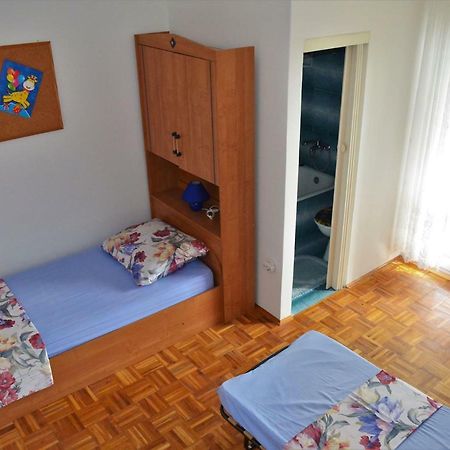 Apartman Rosa Pirovac Kültér fotó