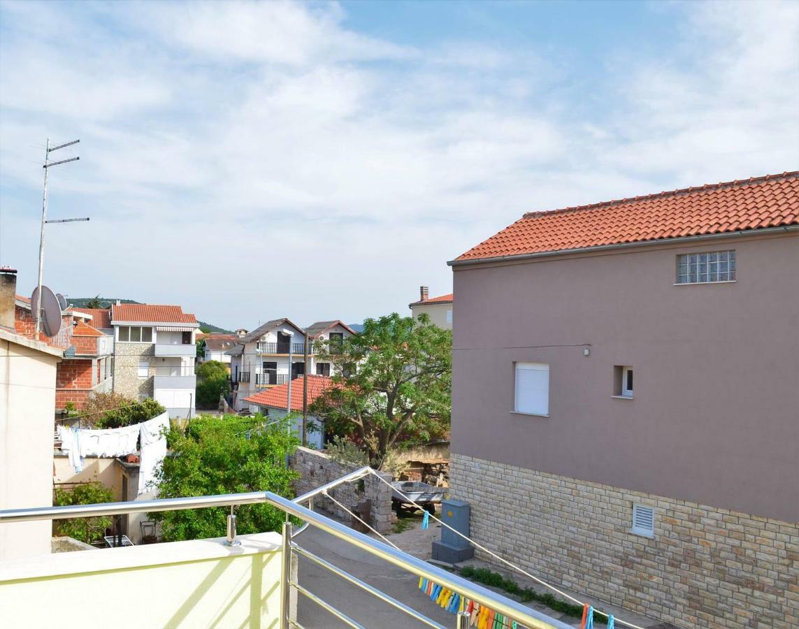 Apartman Rosa Pirovac Kültér fotó